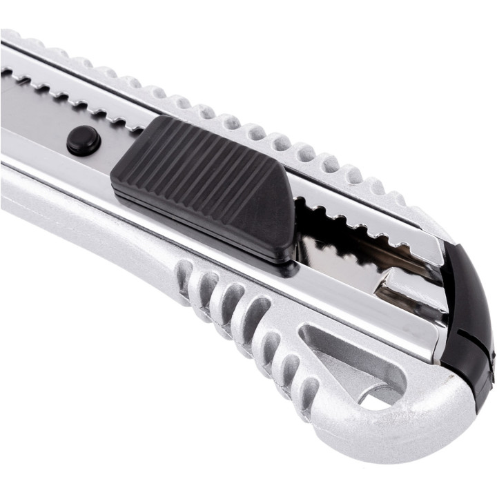 NOŻYK DO TAPET ALUMINIOWY 18MM